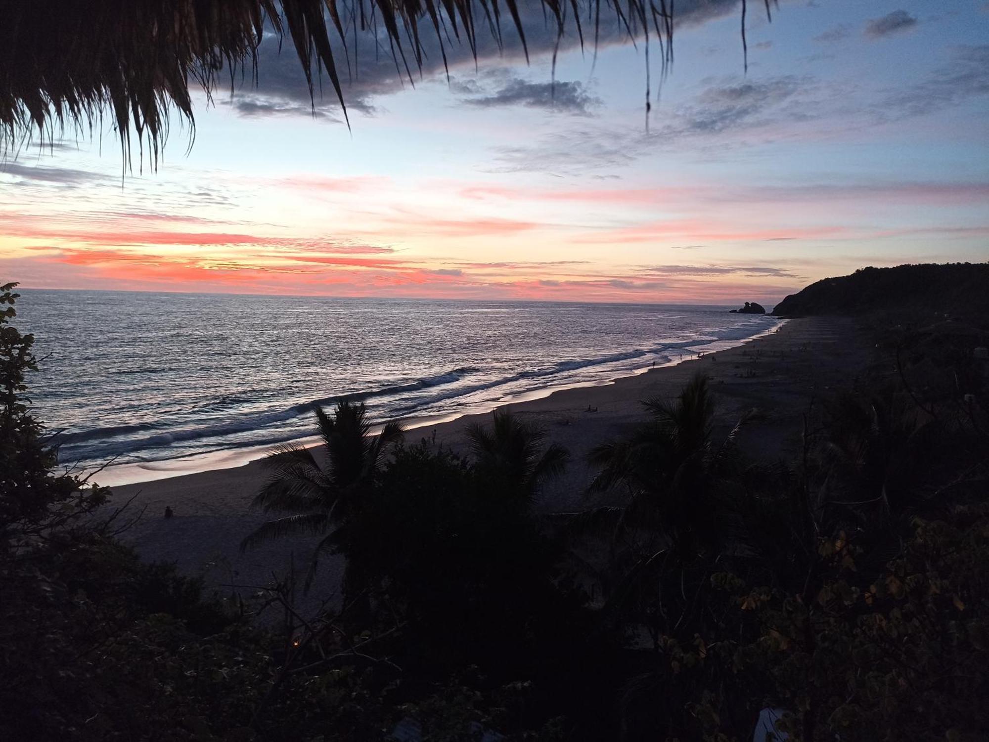 Punta Sur, Frente Al Mar Y El Atardecer Hotel Mazunte Bagian luar foto