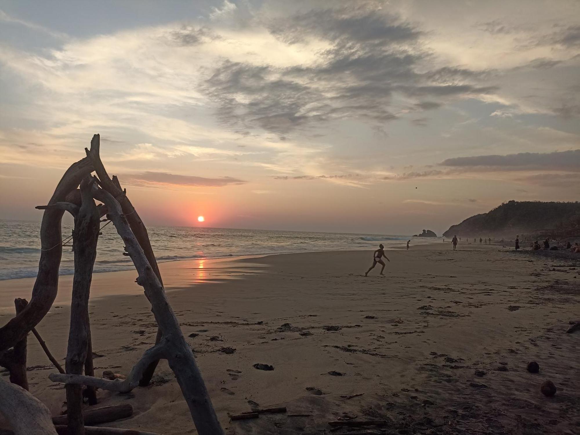 Punta Sur, Frente Al Mar Y El Atardecer Hotel Mazunte Bagian luar foto